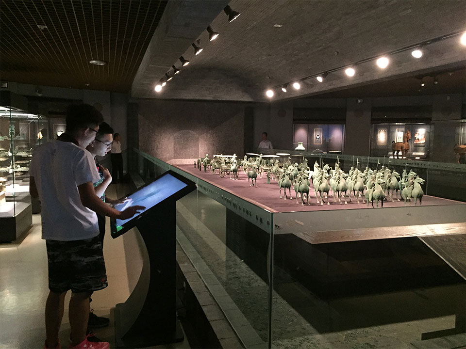 光学扫描触摸屏应用